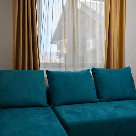 St. John Hill Apartment,