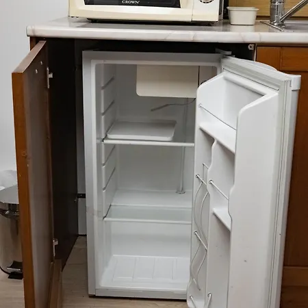 Daire St. John Hill Apartment, *