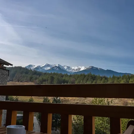 St. John Hill Apartment, *